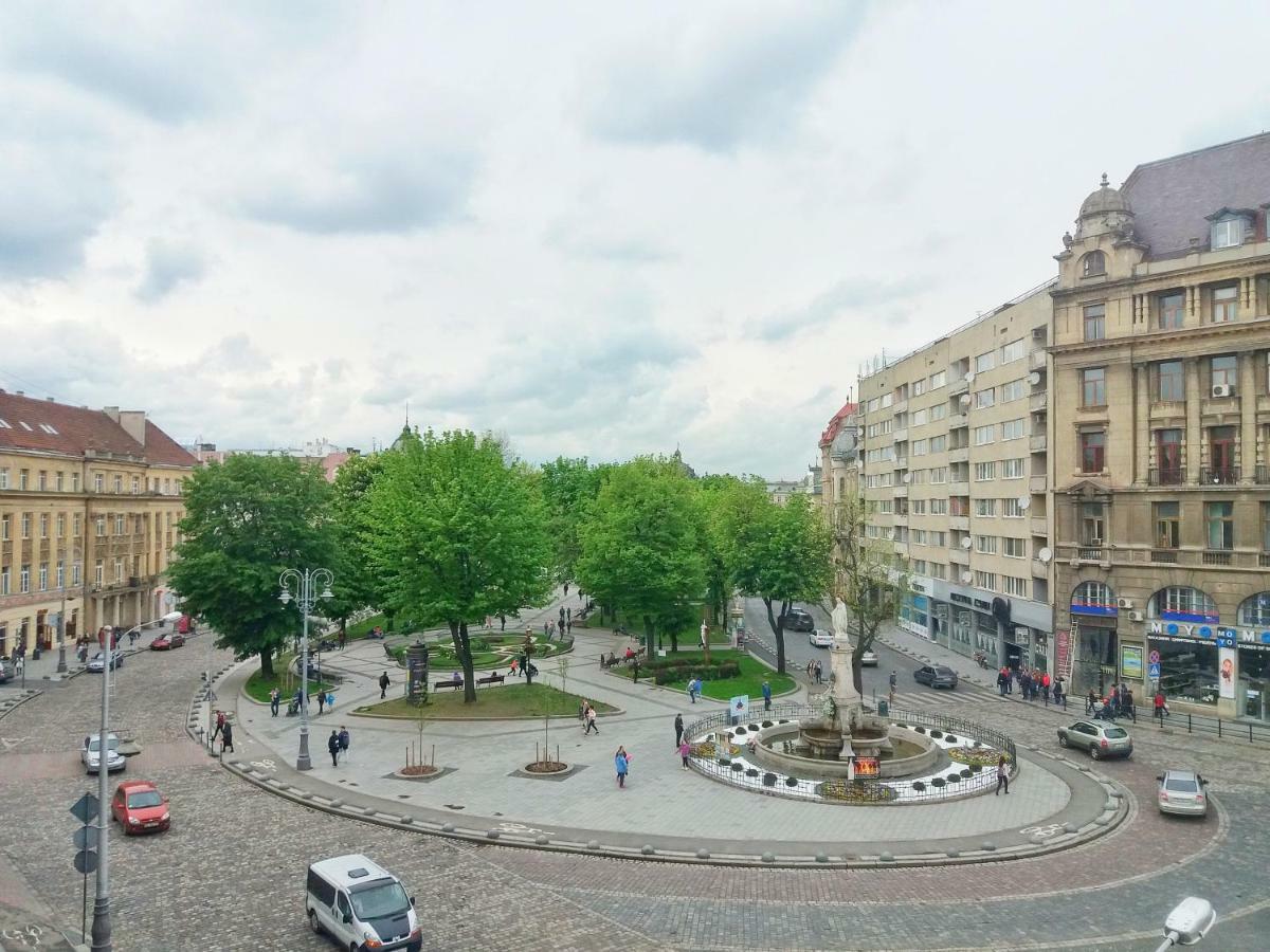 Квартира В Центрі Львова Вулиця Міцкевича 5, Простора З Гарним Видом На Місто 外观 照片